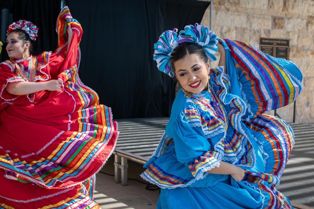 芭蕾舞Folklorico performance