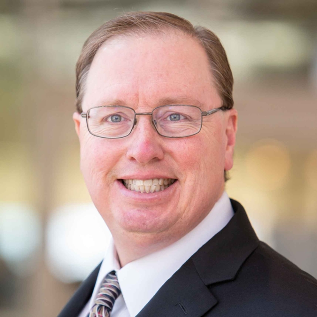  罗恩采用 Headshot 