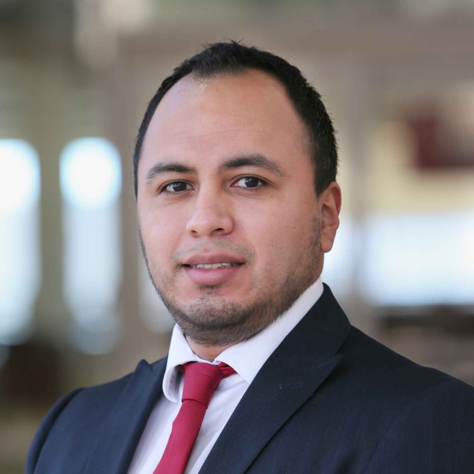  亚历杭德罗卡斯特罗 Headshot 