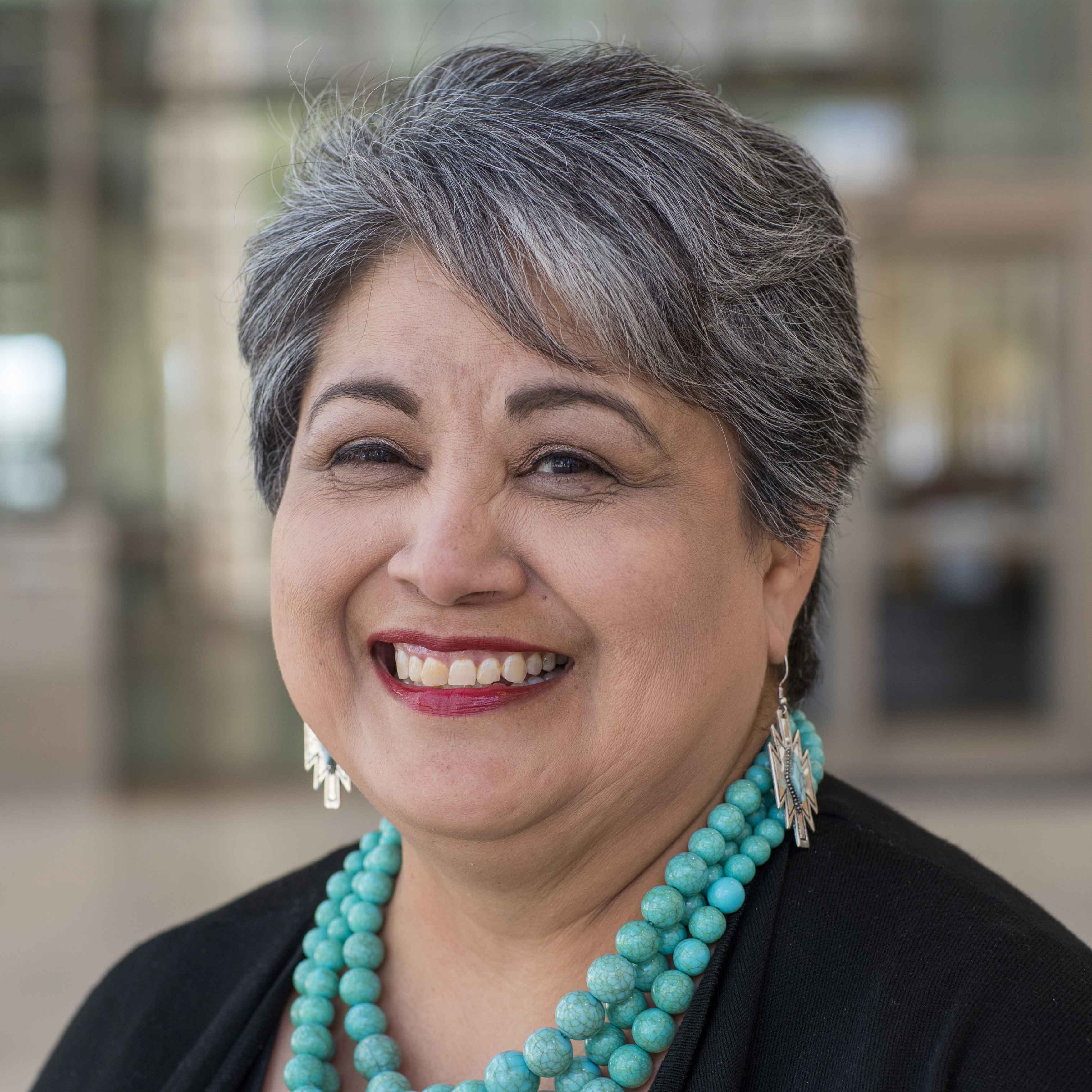 特里西娅加尔萨