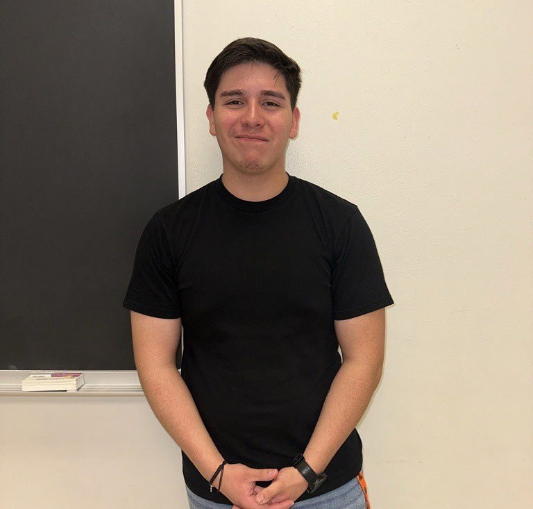 Ethan Flores headshot 