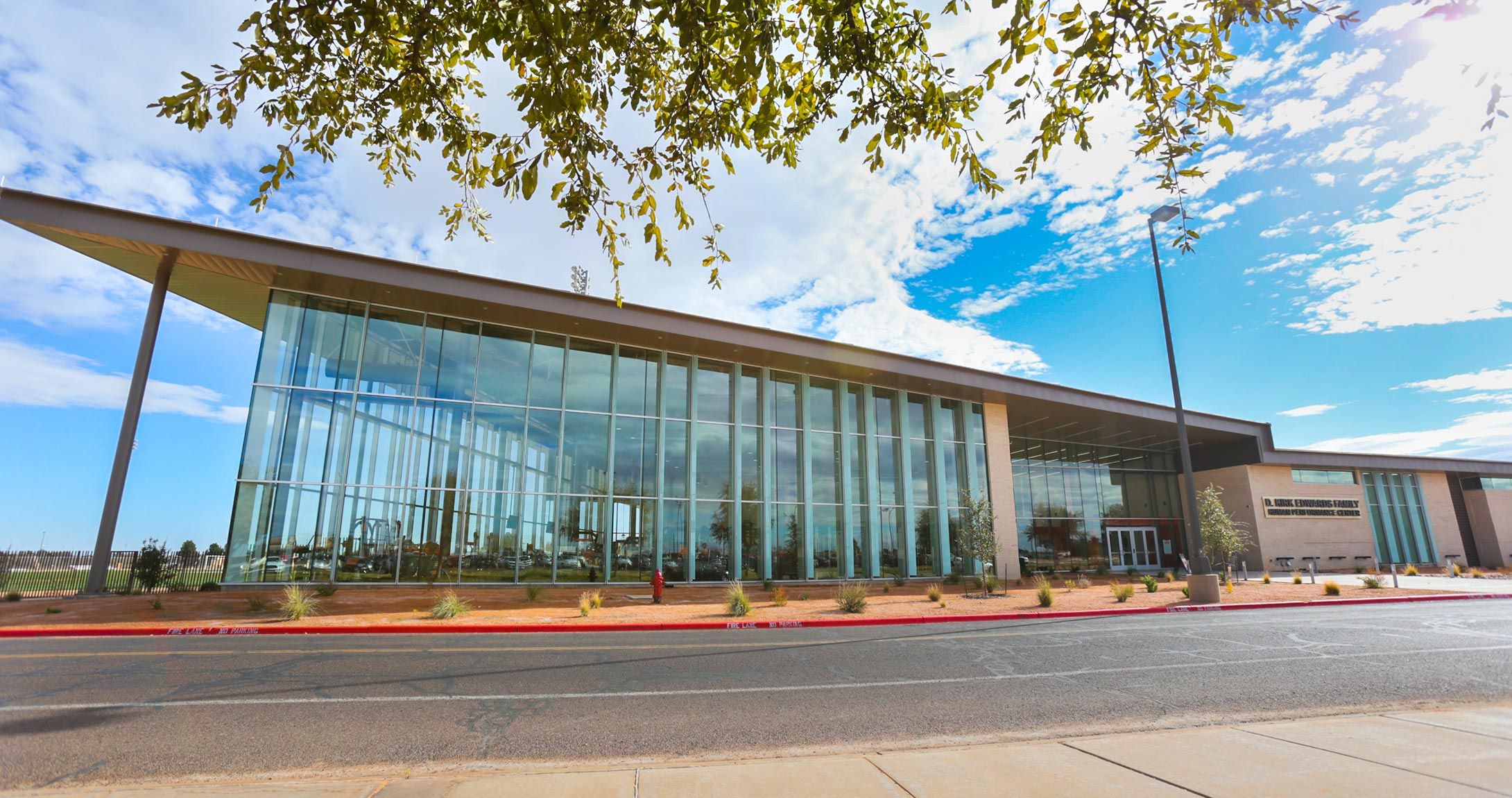 澳门博彩官网 Kirk Building