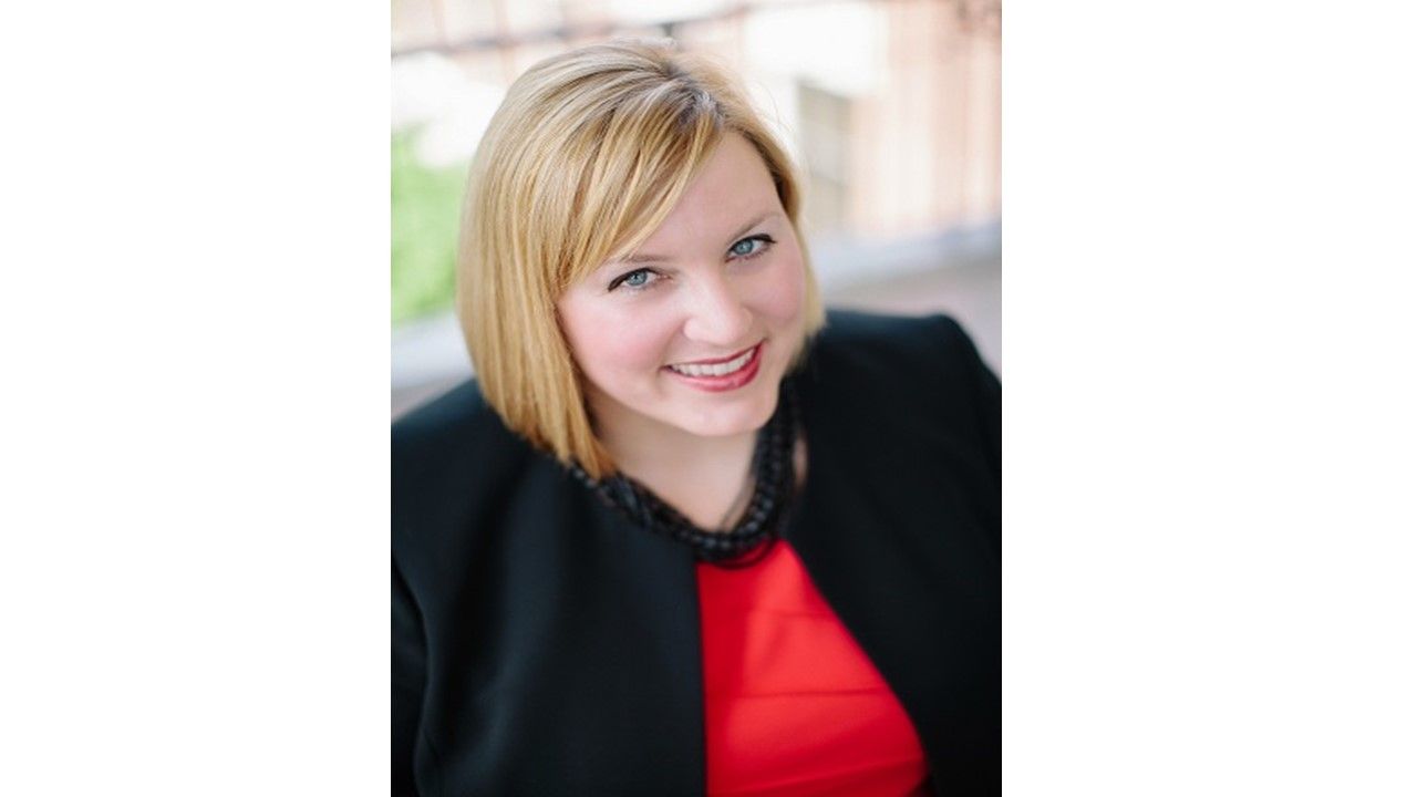 Dr. Becky Spurlock head shot